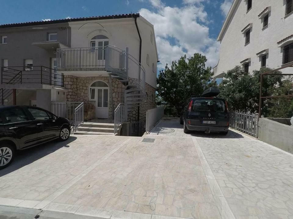 Apartments Tommi Dramalj Ngoại thất bức ảnh