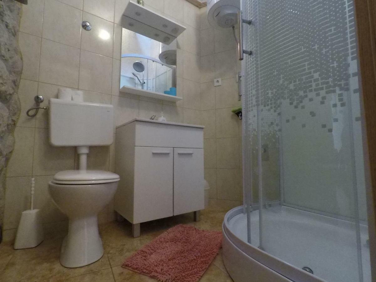 Apartments Tommi Dramalj Ngoại thất bức ảnh