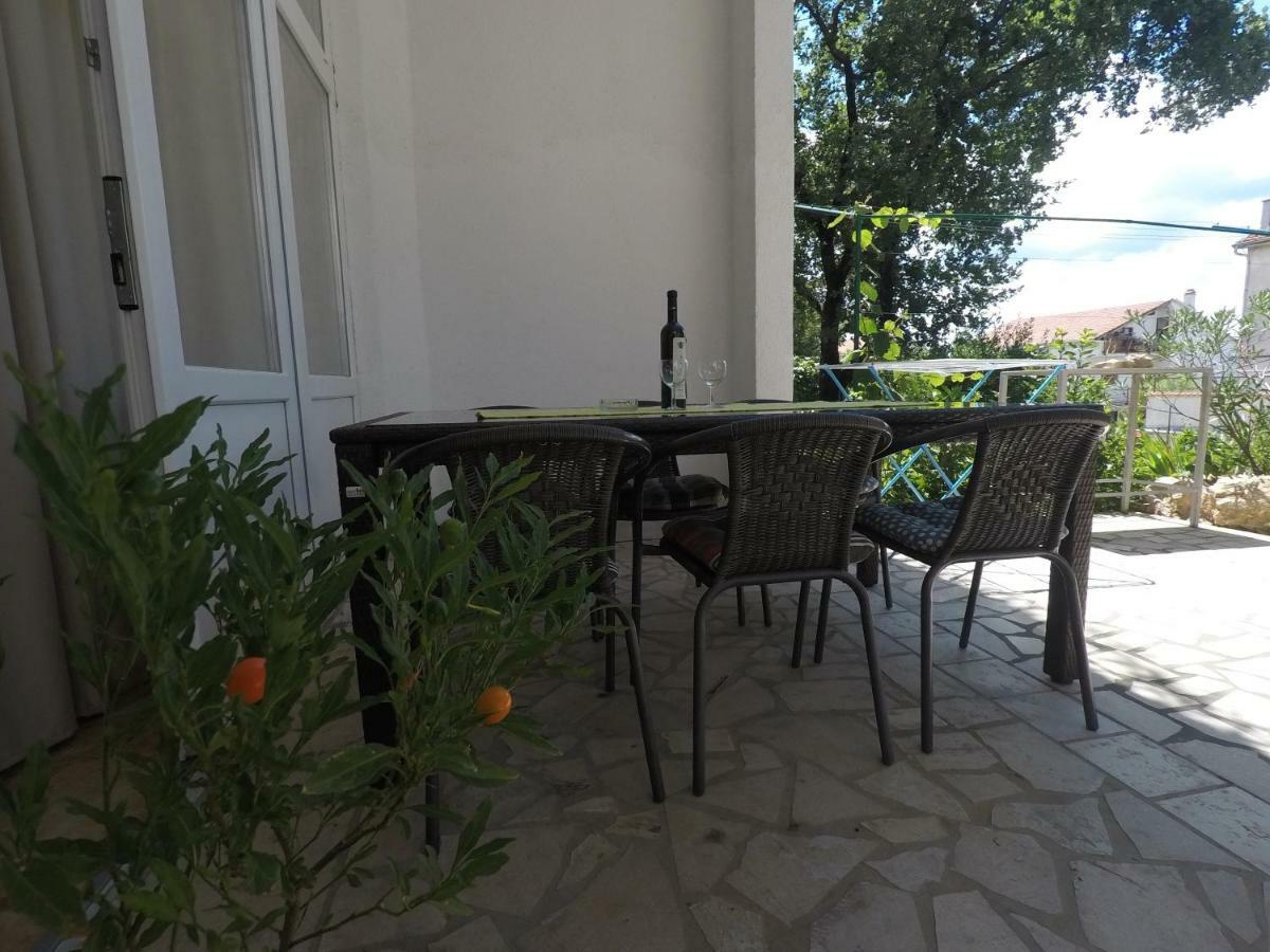 Apartments Tommi Dramalj Ngoại thất bức ảnh