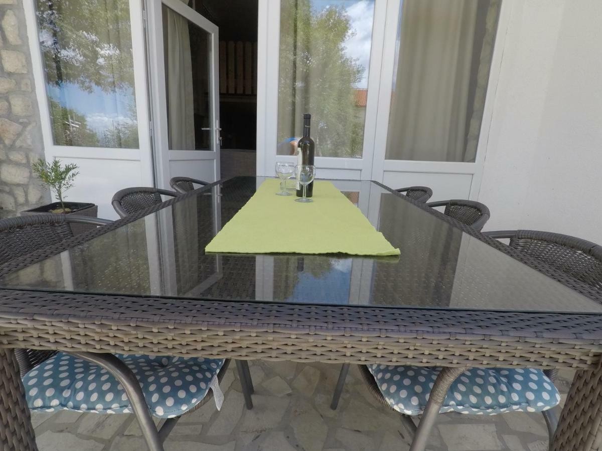 Apartments Tommi Dramalj Ngoại thất bức ảnh