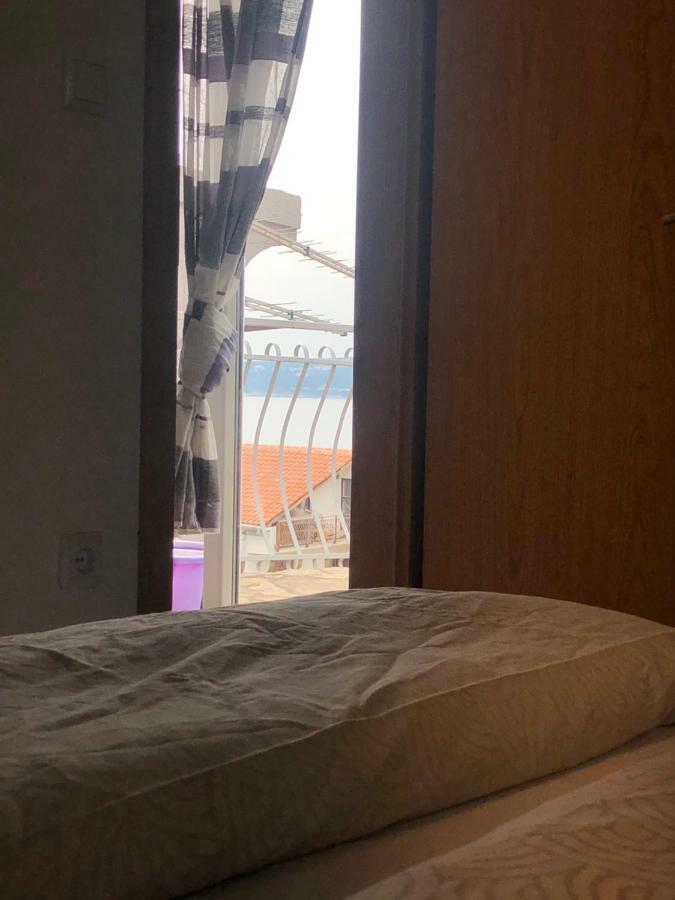 Apartments Tommi Dramalj Ngoại thất bức ảnh